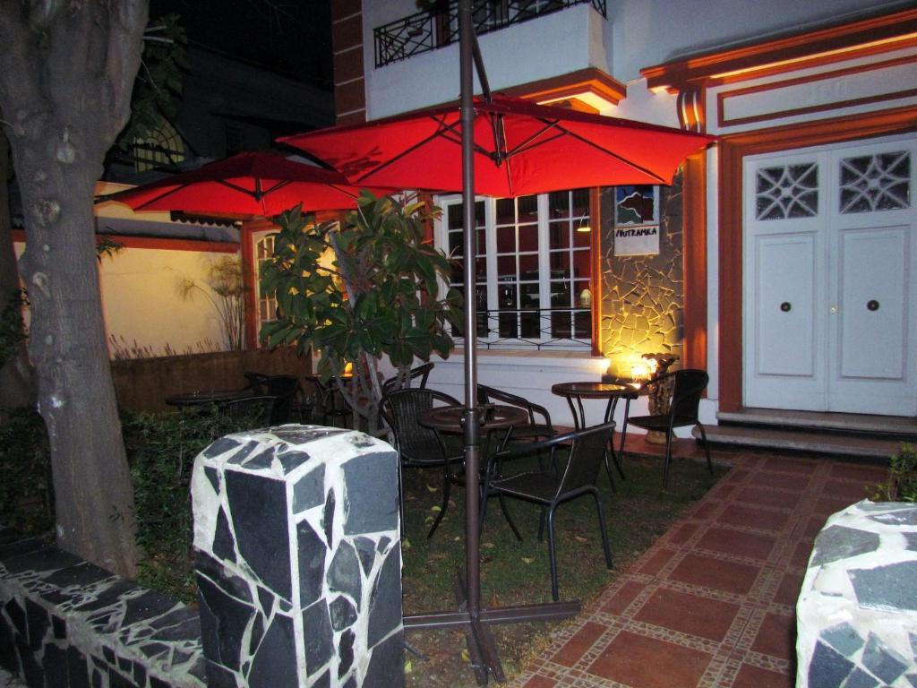 Intiwasi Hotel Santiago Exterior photo